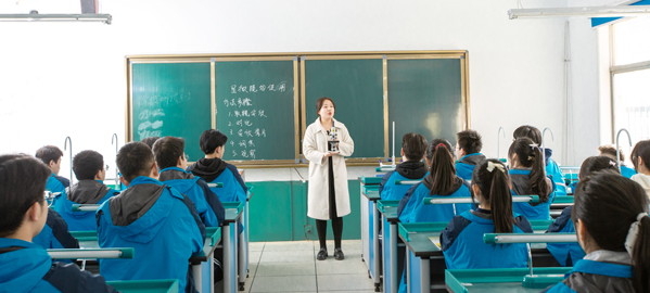 富县引入导师机制，准确把握考试方向