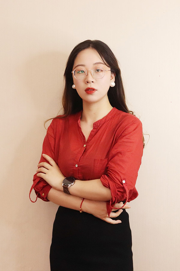 富县张治华 本科学历，毕业于陕西师范大学