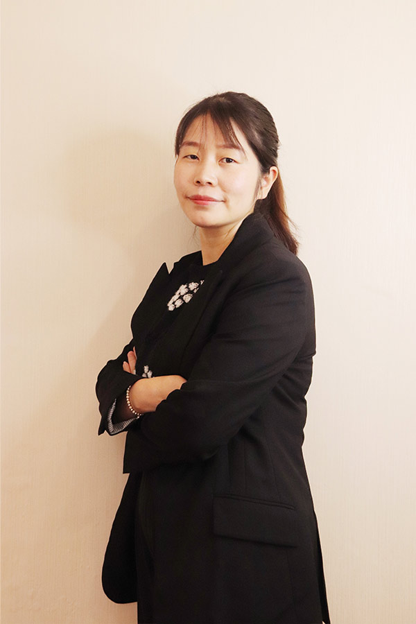 富县吕瑶 本科学历,毕业于陕西师范大学