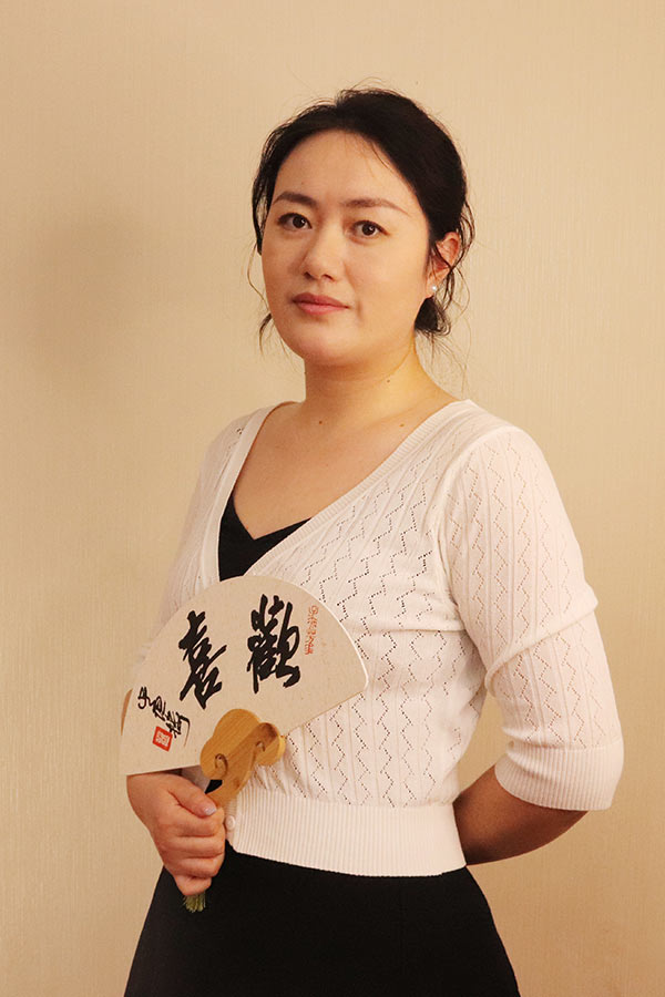 富县石亚利 研究生学历,毕业于陕西师范大学